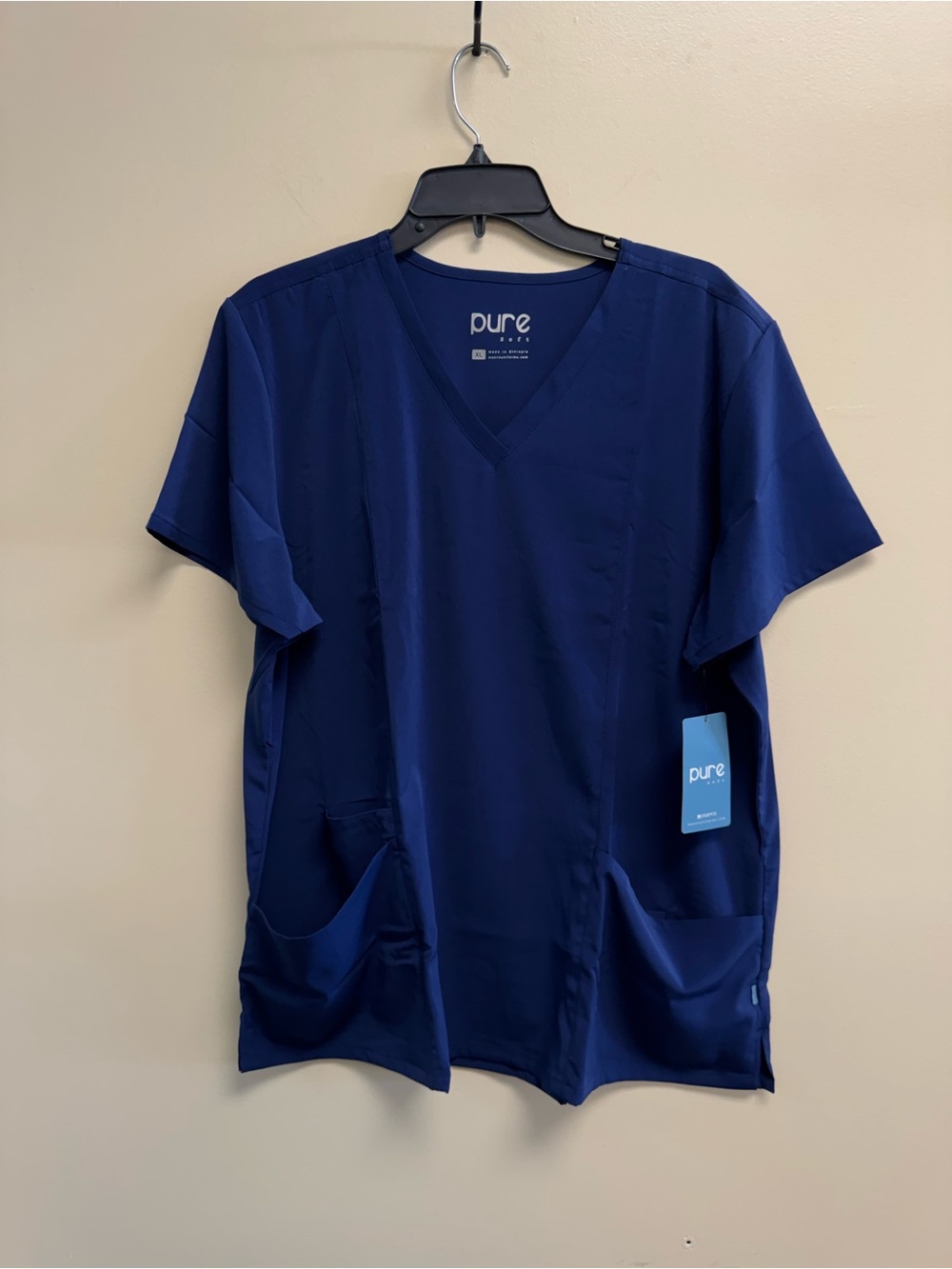 Maevn Pure Soft  Women's Navy V-Neck Scrub Top with Front Pockets